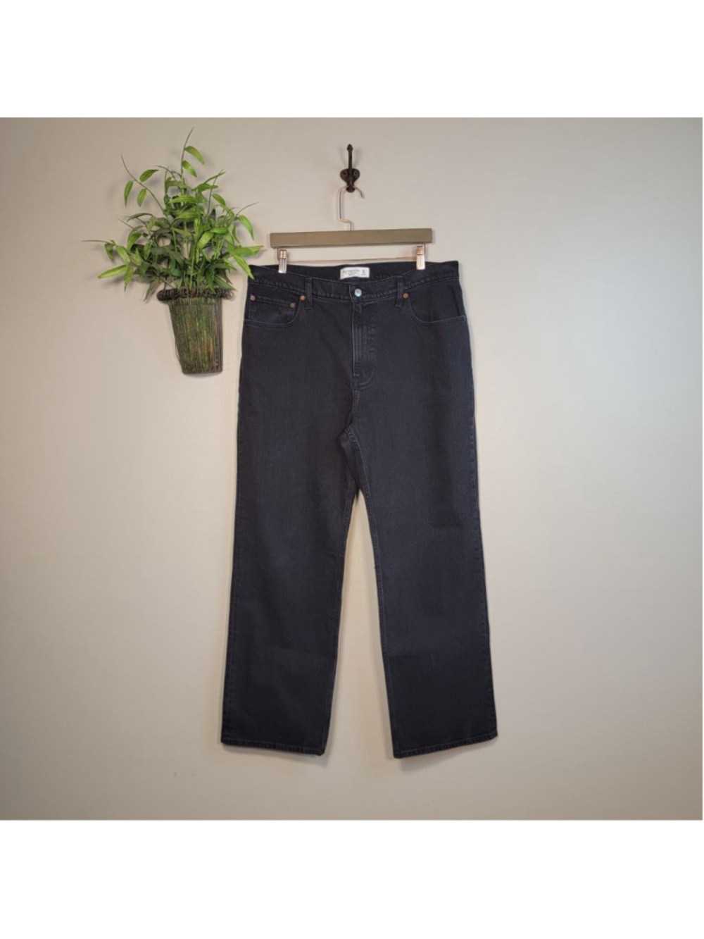 AF 14 Abercrombie & Fitch 90s Relaxed High Rise Straight Jeans Wide Leg Black 32 - Picture 12 of 12